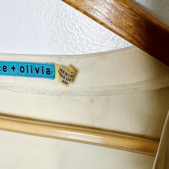 alice + olivia Women's White Medium Silk Spandex Blend V-Neck Blouse - Picture 5 of 11